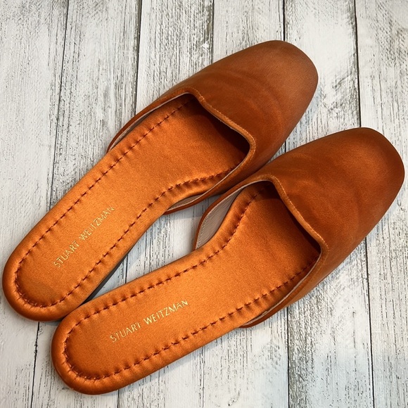 Stuart Weitzman Muletown Round Toe Mules Slip On Flat Orange Satin - Picture 13 of 16